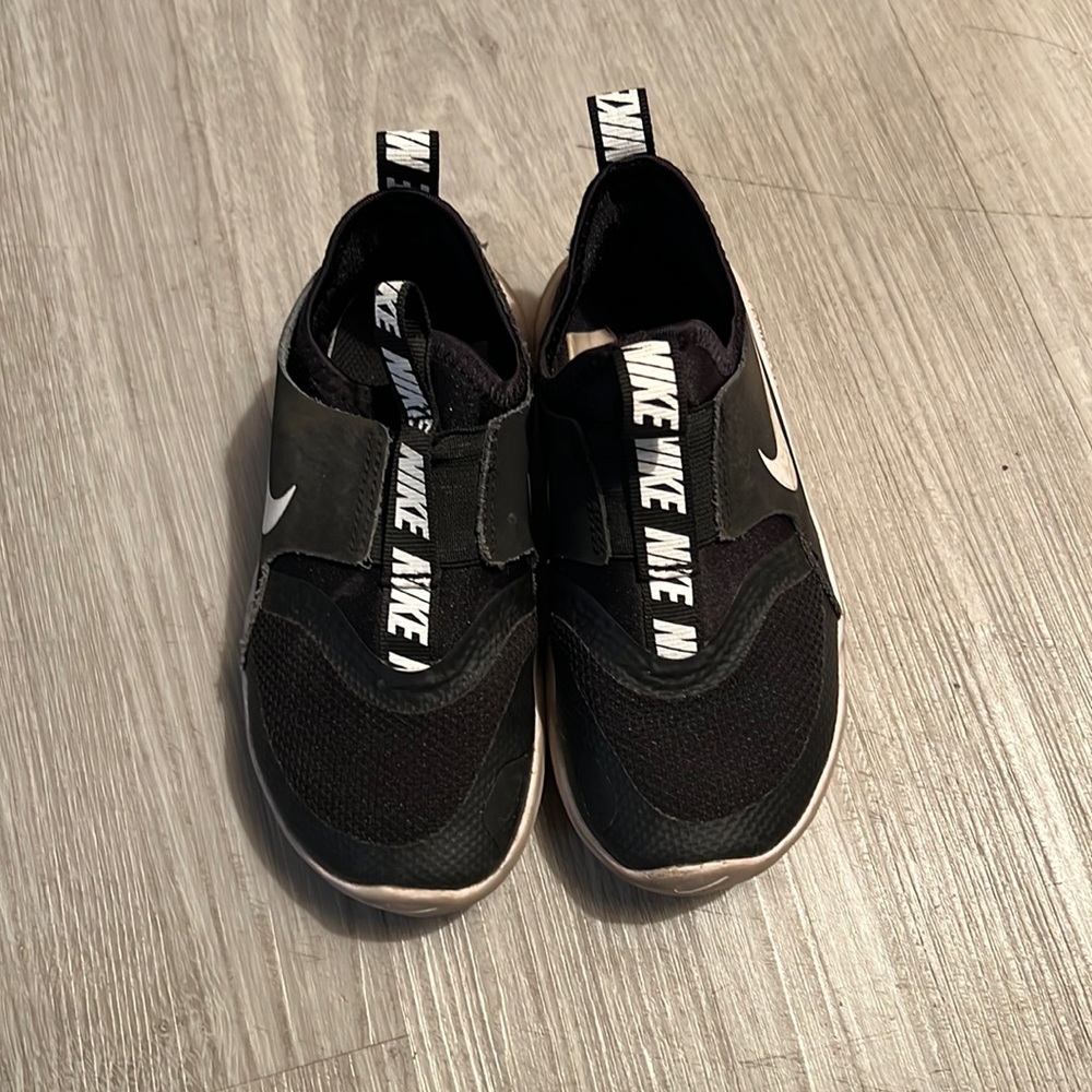 Black Nike Sneakers